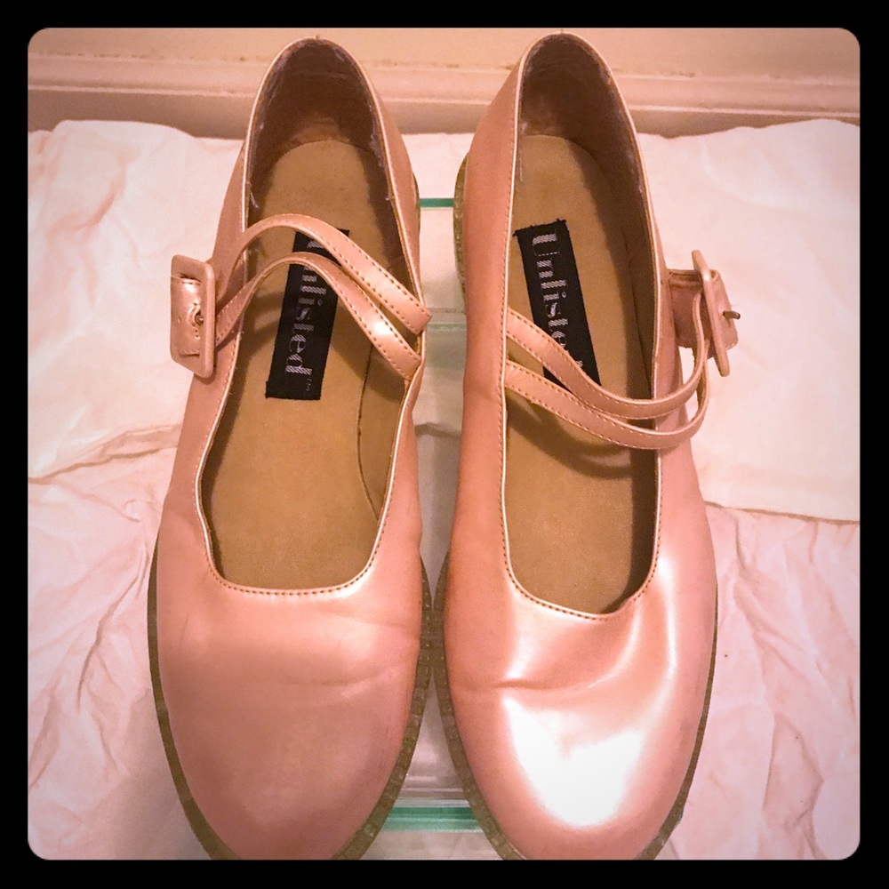 Kenneth Cole unlisted pink flat